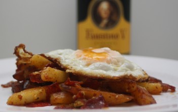 Huevos Rotos með Chorizo