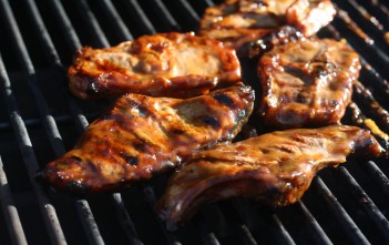 Sinnepsmarineraðar lambakótilettur